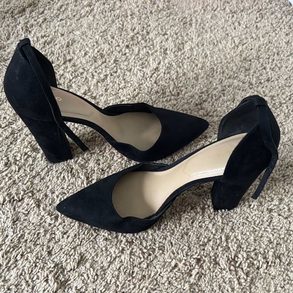 LAST ACT | Aldo Black Elegant Heels with Sleek Design